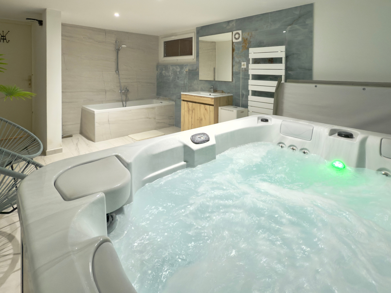 Jacuzzi